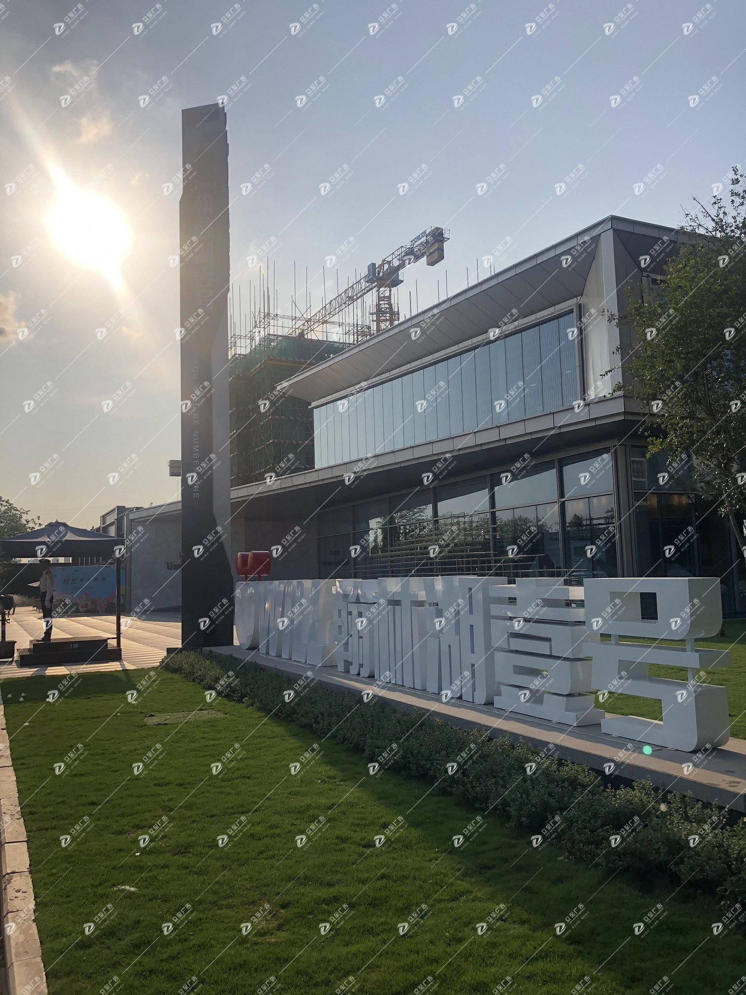 上坤翰林湖壹號(hào)標(biāo)識(shí)系統(tǒng)工程